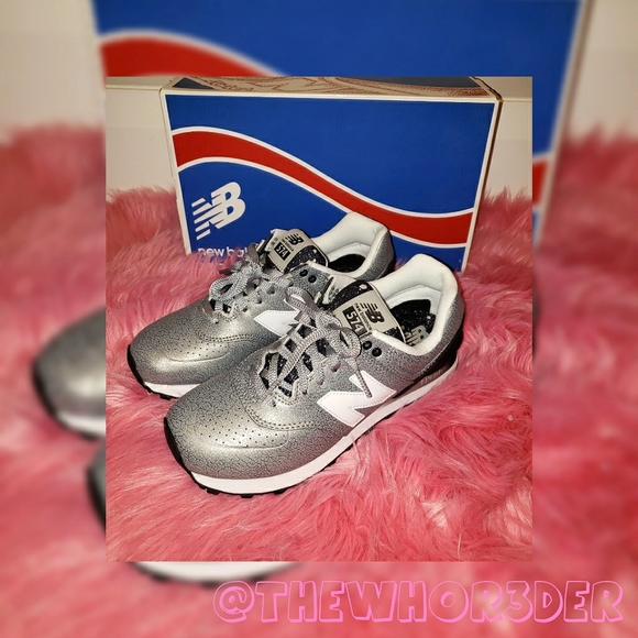 New Balance Shoes - *NEW* New Balance 574 Metallic Sneakers🌌